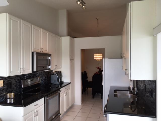17275 Boca Club Boulevard, Unit 6 Boca Raton, FL 33487 - Photo 13 of 36 Kitchen