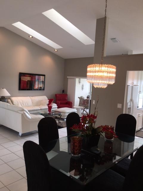 17275 Boca Club Boulevard, Unit 6 Boca Raton, FL 33487 - Photo 5 of 36 Dining/Living Area