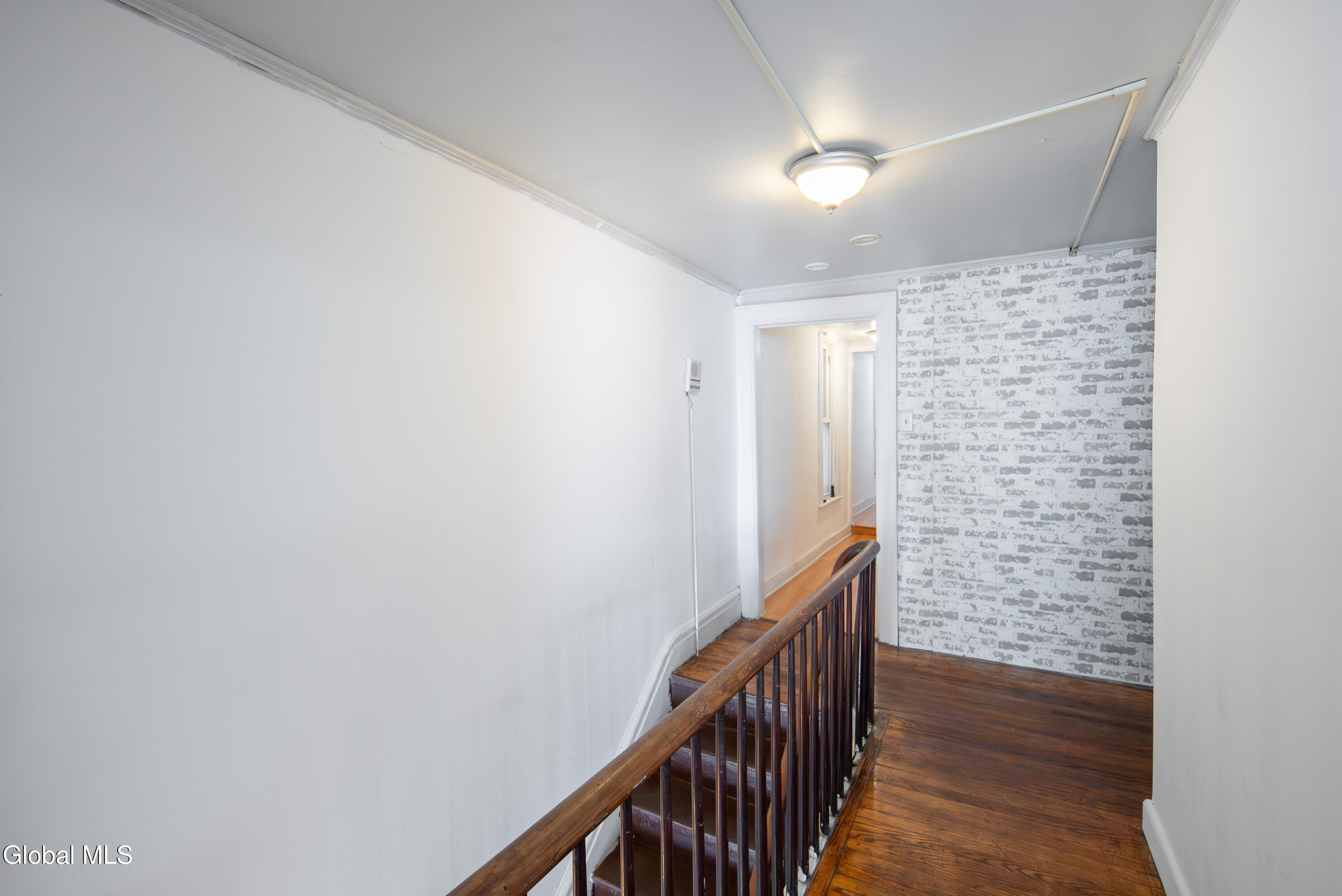 703 Union Street Schenectady, NY 12305 - Photo 26 of 64 027