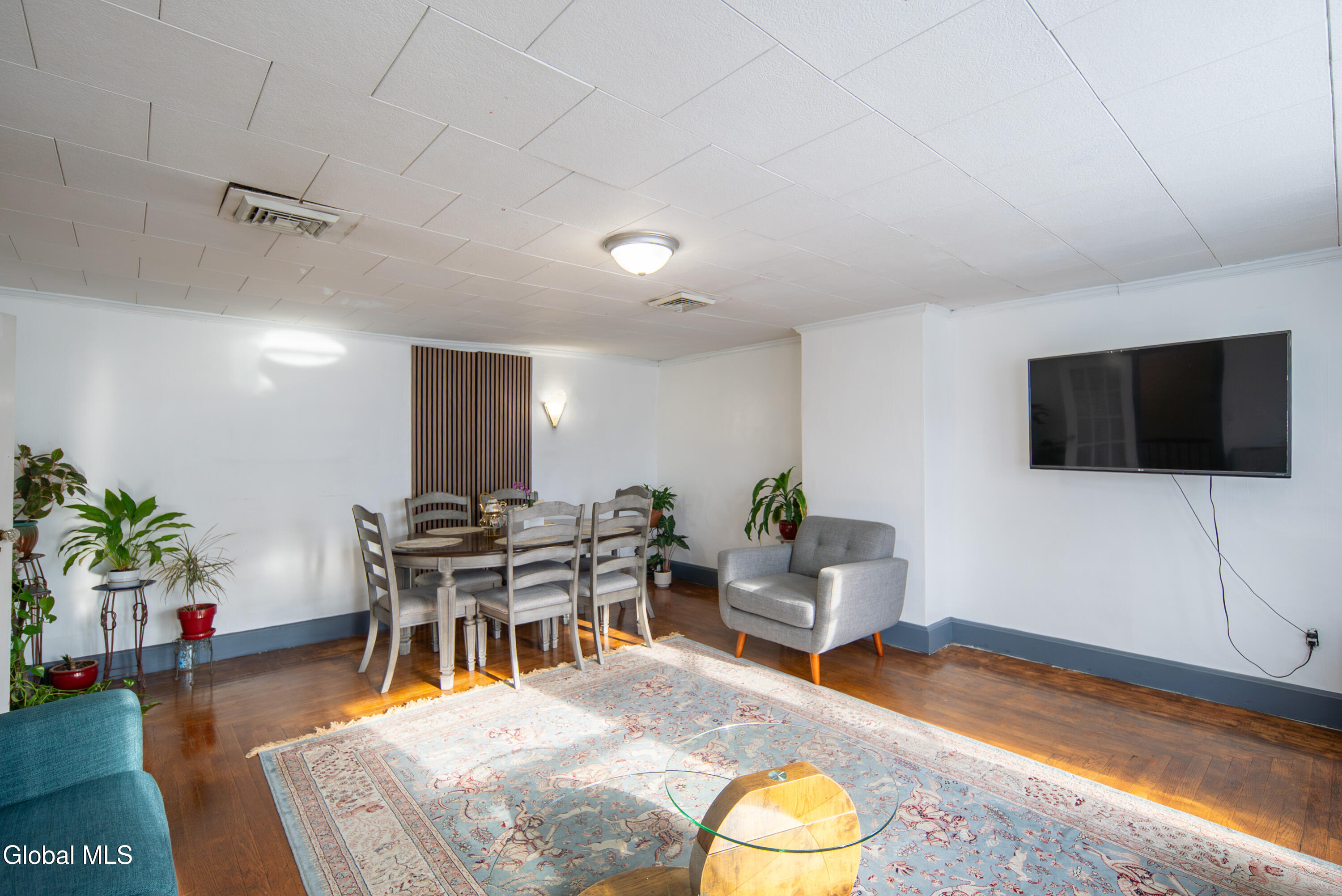 703 Union Street Schenectady, NY 12305 - Photo 29 of 64 030