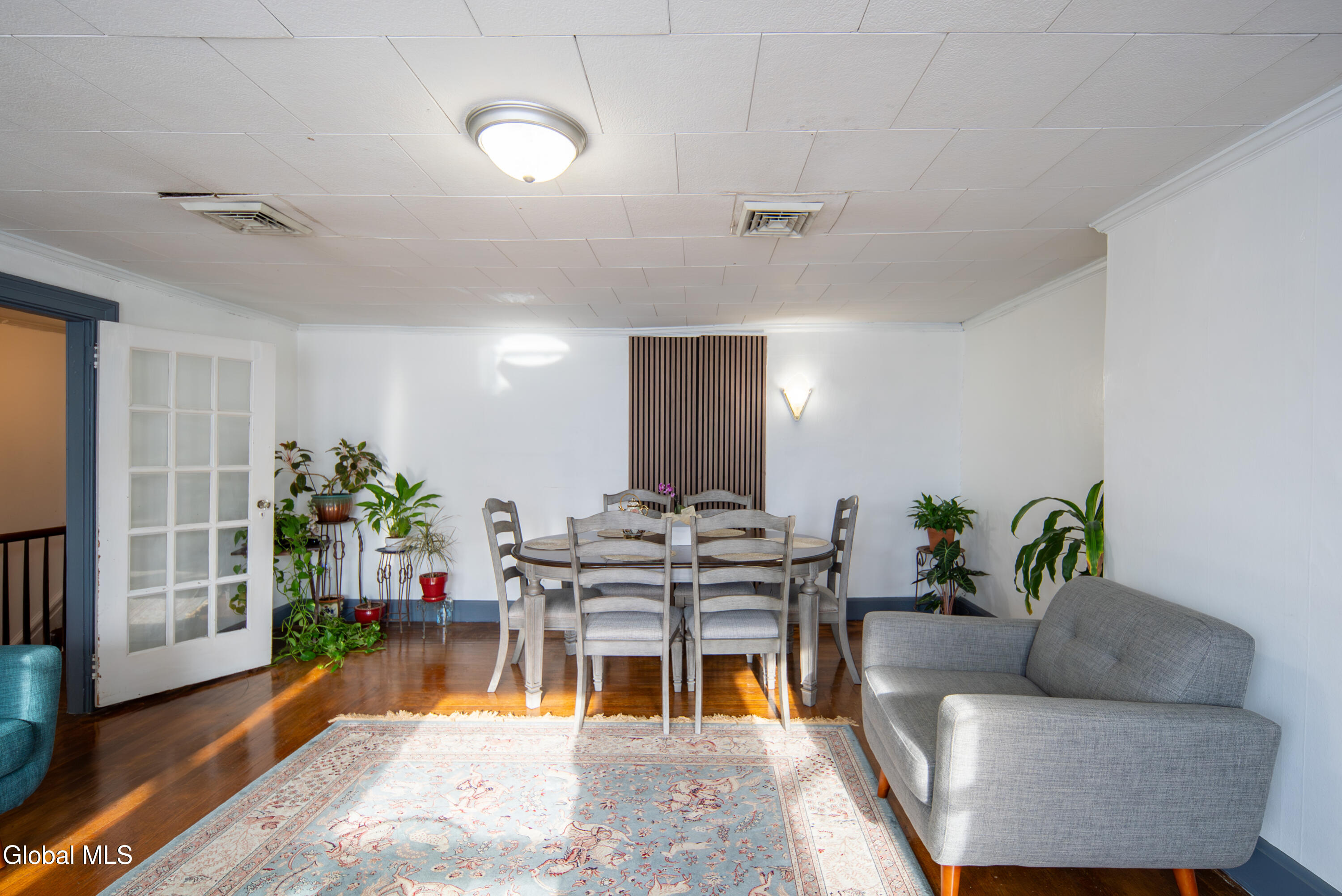 703 Union Street Schenectady, NY 12305 - Photo 31 of 64 032