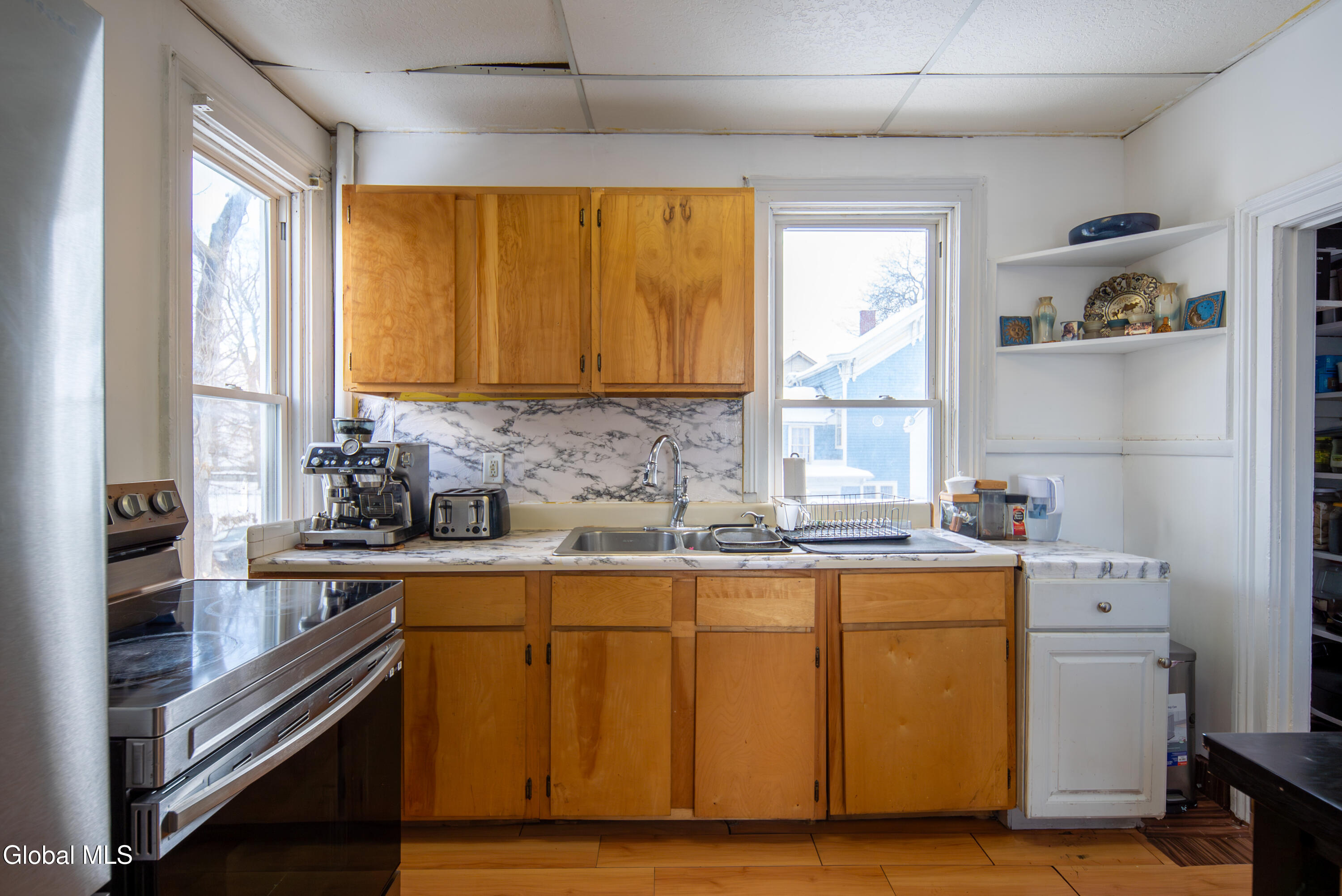 703 Union Street Schenectady, NY 12305 - Photo 33 of 64 034