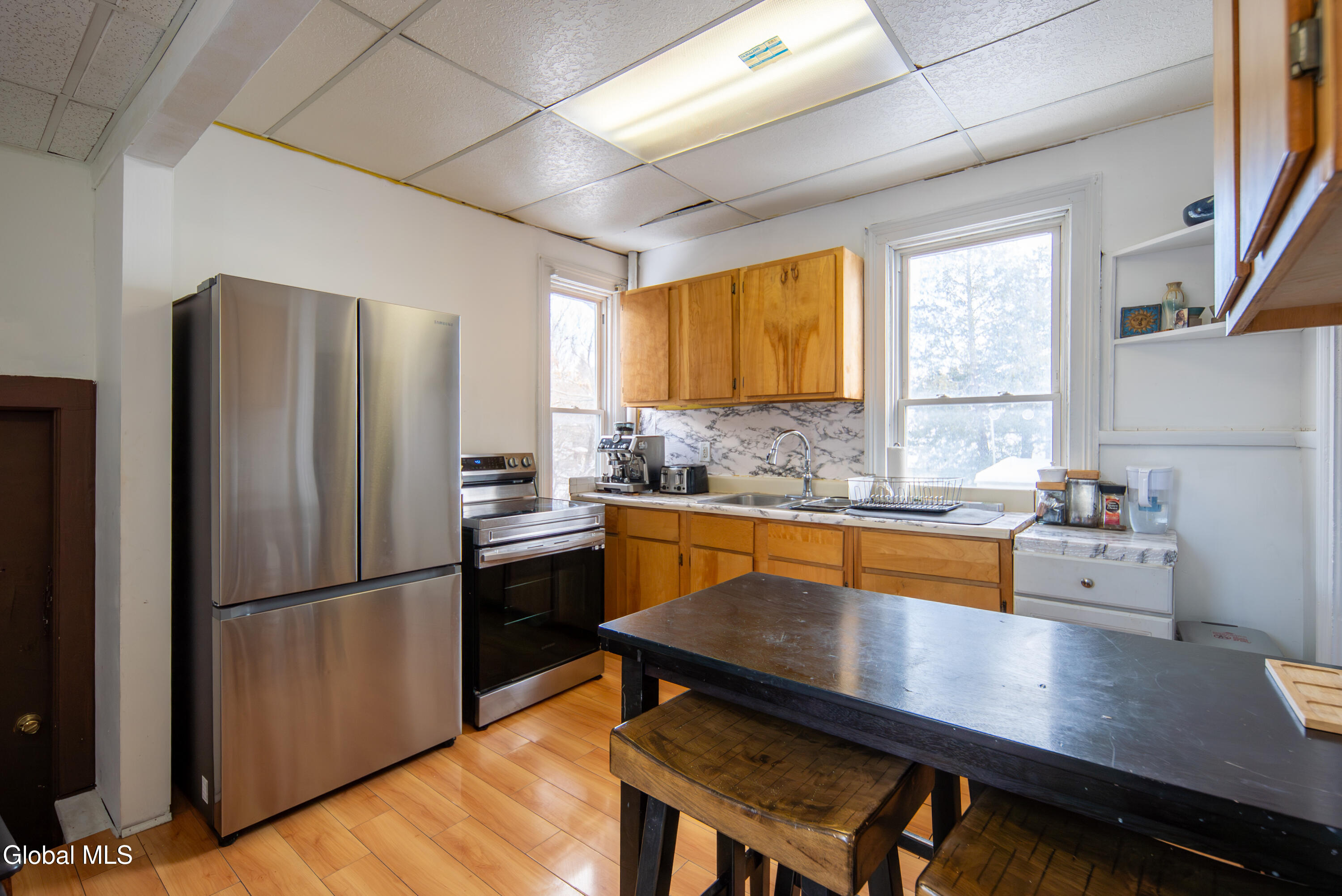 703 Union Street Schenectady, NY 12305 - Photo 35 of 64 036