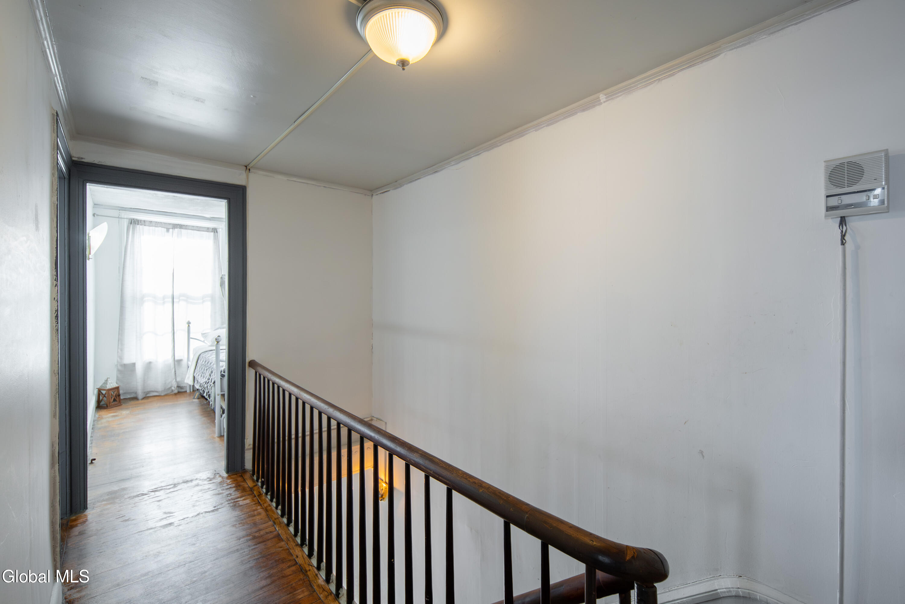 703 Union Street Schenectady, NY 12305 - Photo 42 of 64 044