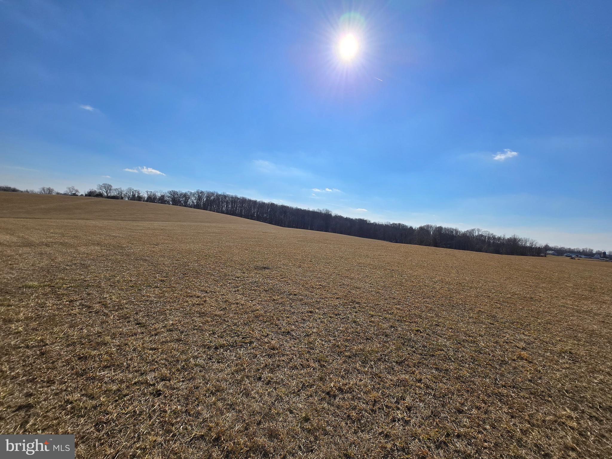 14890 Clopper Road Boyds, MD 20841 - Photo 10 of 15 a view of an ocean and beach
