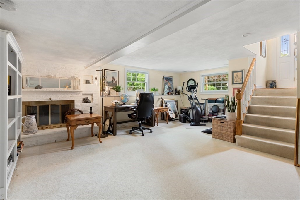 4 Rossmore Road Lynnfield, MA 01940 - Photo 21 of 29