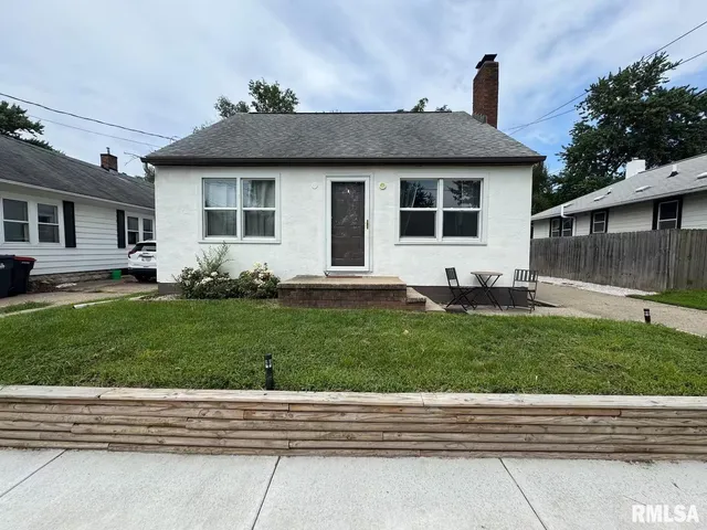 $219,900 | 803 South 13th Street, Pekin, IL 61554