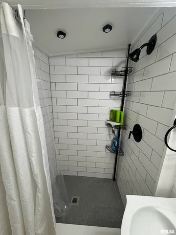 $219,900 | 803 South 13th Street, Pekin, IL 61554