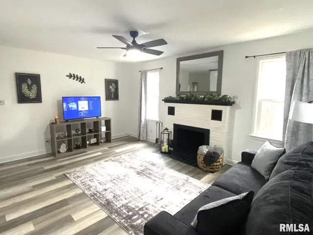 $219,900 | 803 South 13th Street, Pekin, IL 61554