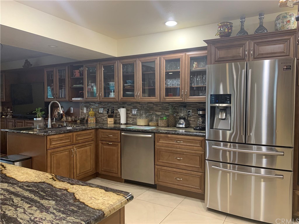 36 Seton Road Irvine, CA 92612 - Photo 6 of 36