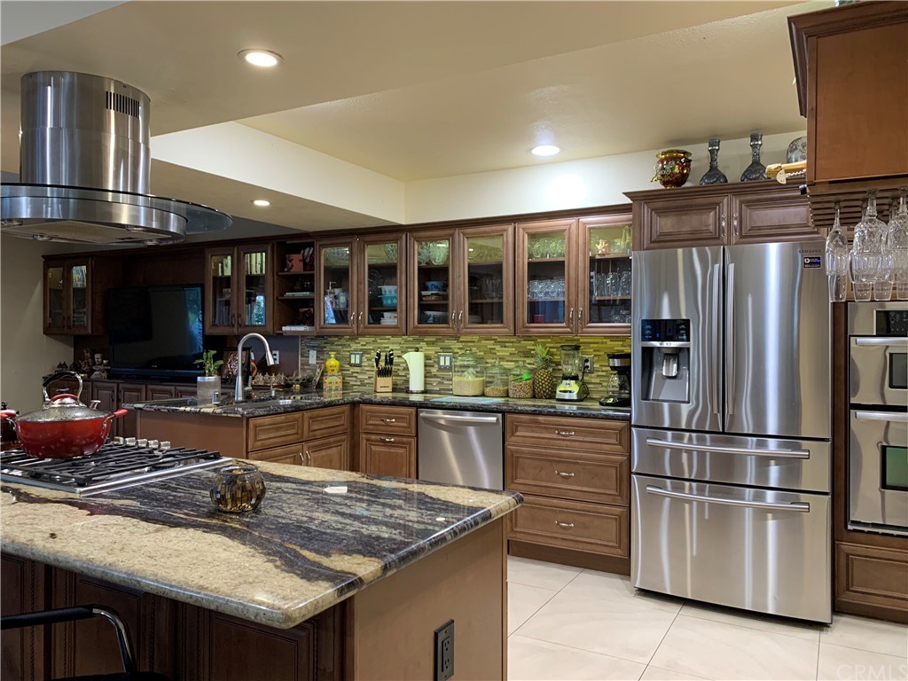 36 Seton Road Irvine, CA 92612 - Photo 7 of 36