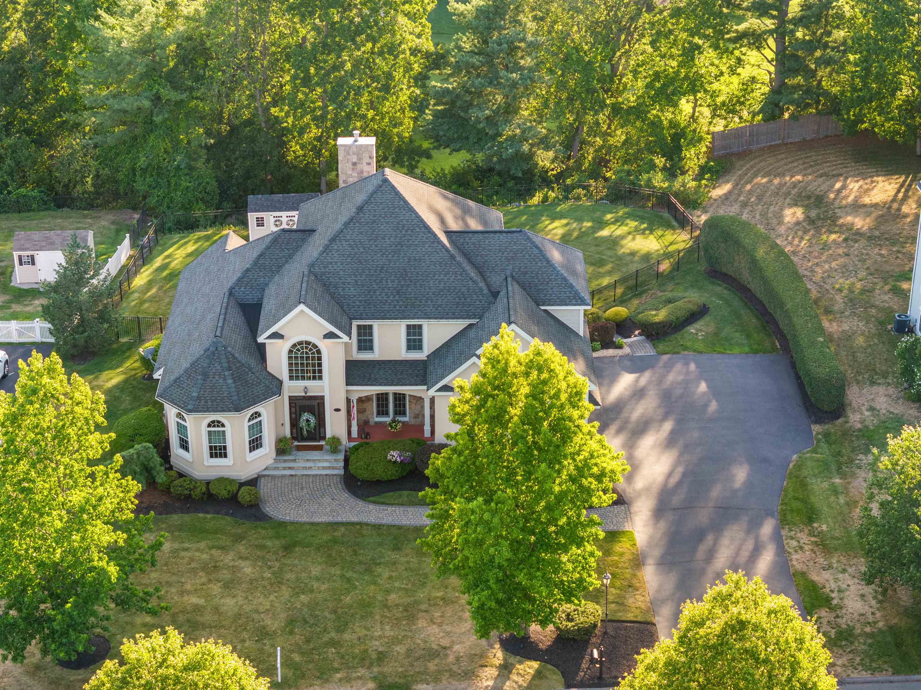 39 Ticklefancy Lane Salem, NH 03079 - Photo 2 of 55