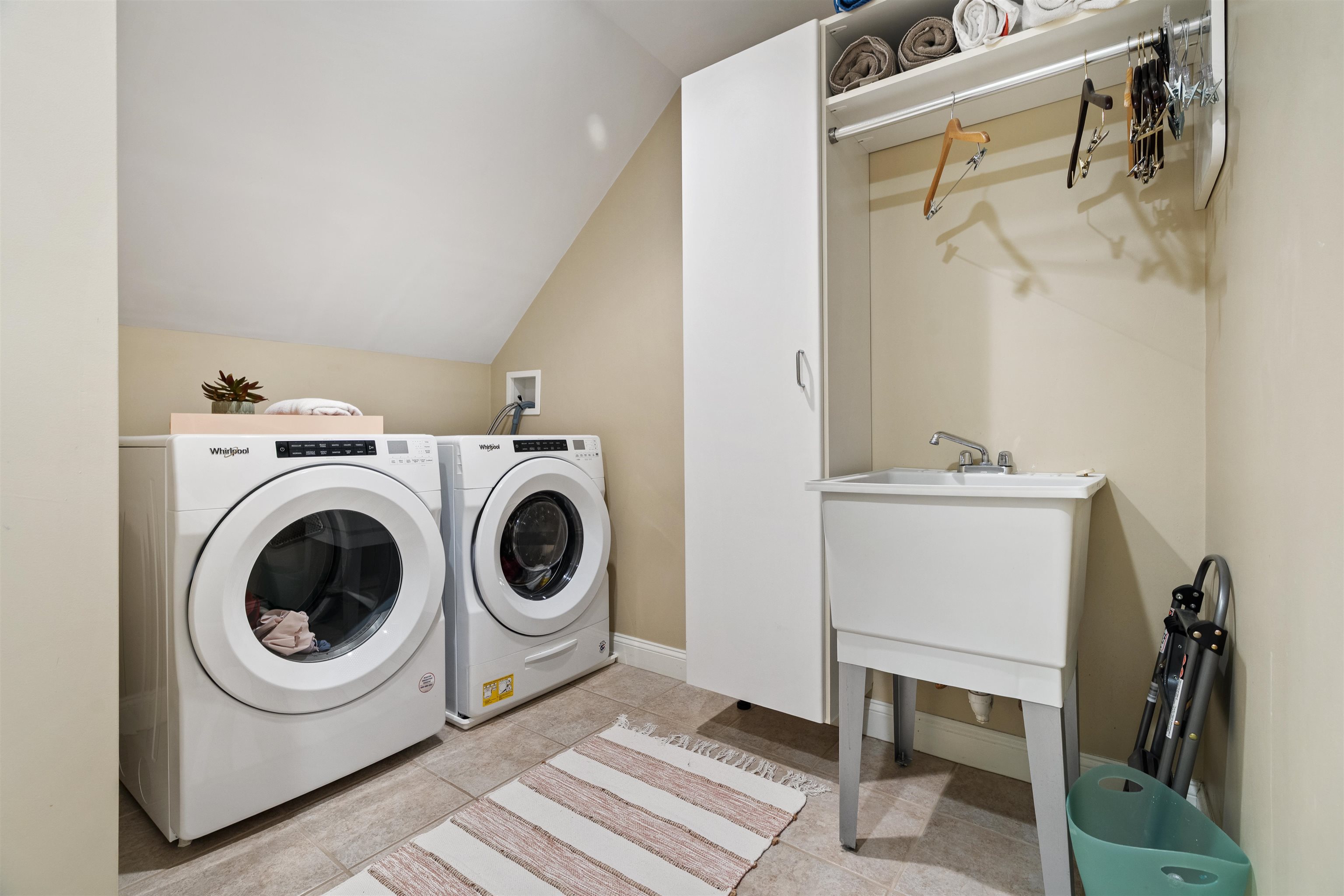 39 Ticklefancy Lane Salem, NH 03079 - Photo 37 of 55