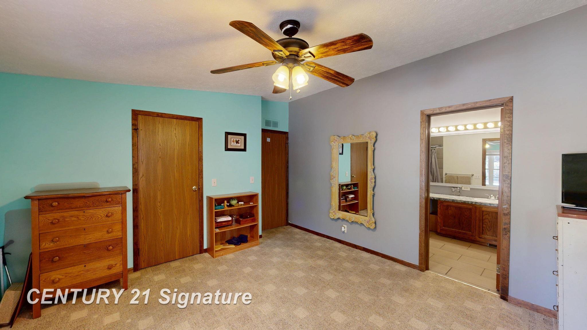 9847 Oakley Road St. Charles, MI 48655 - Photo 21 of 25 50193074-f5ac4e26-5326-43cd-84ed-69198ebee994.JPG