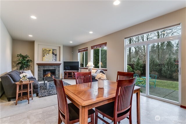 215 Orcas Place Southeast Renton, WA 98059 - Photo 5 of 24