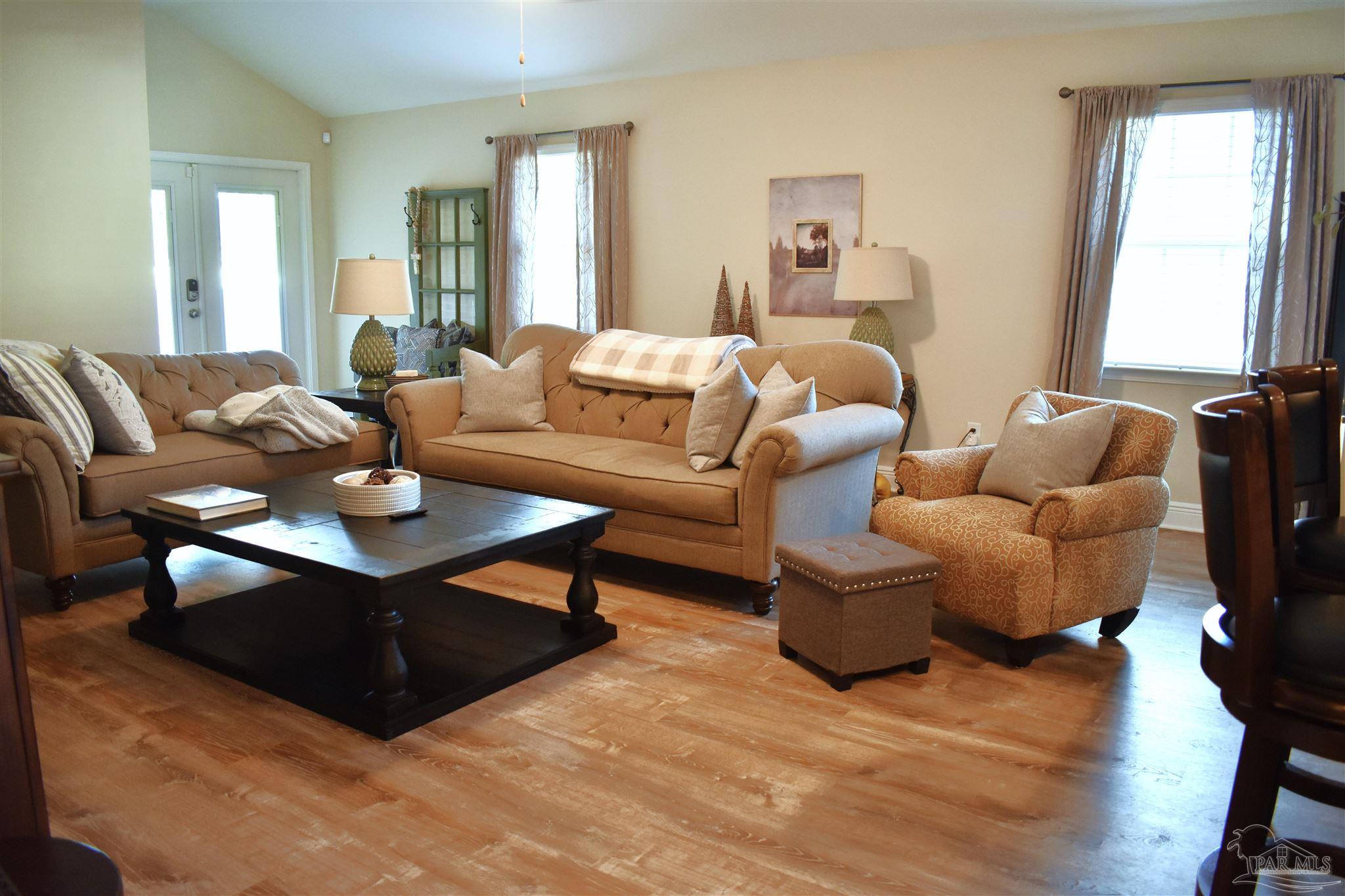 6101 Dunridge Drive Pace, FL 32571 - Photo 8 of 45