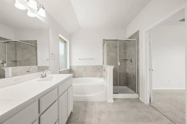 $296,888 | 914 Madeline Lane, Cleburne, TX 76033