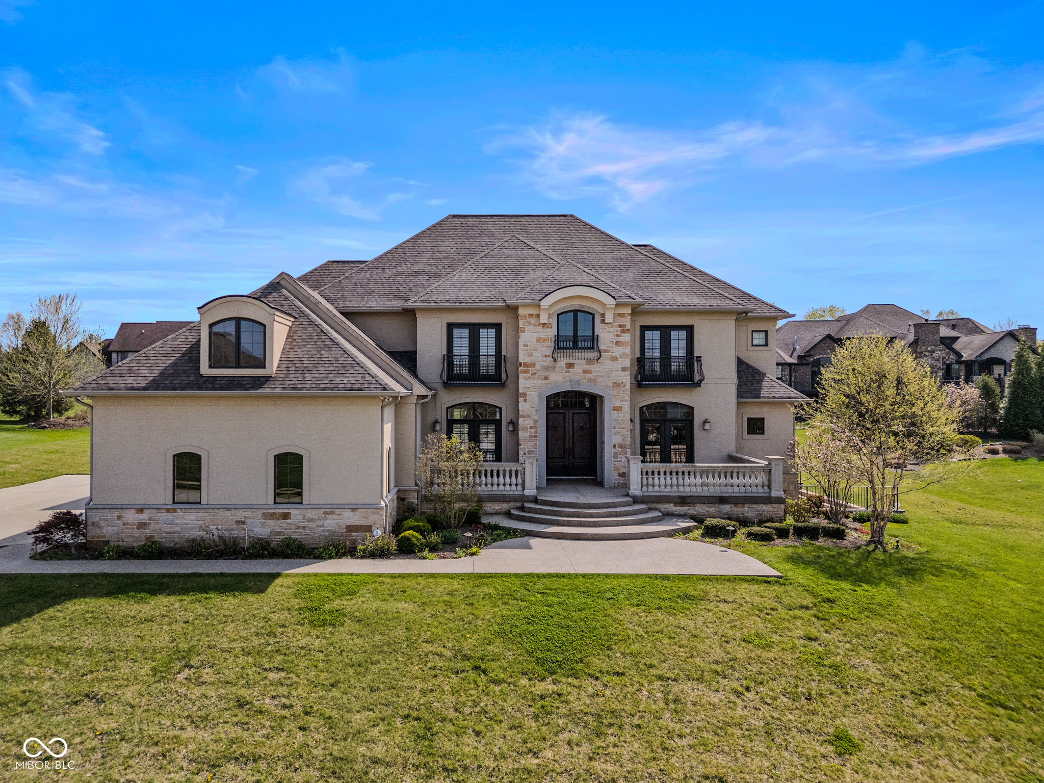 1023 Westview Point Drive Columbus, IN 47201 - Photo 1 of 110