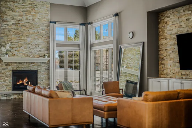 $1,490,000 | 1023 Westview Point Drive, Columbus, IN 47201