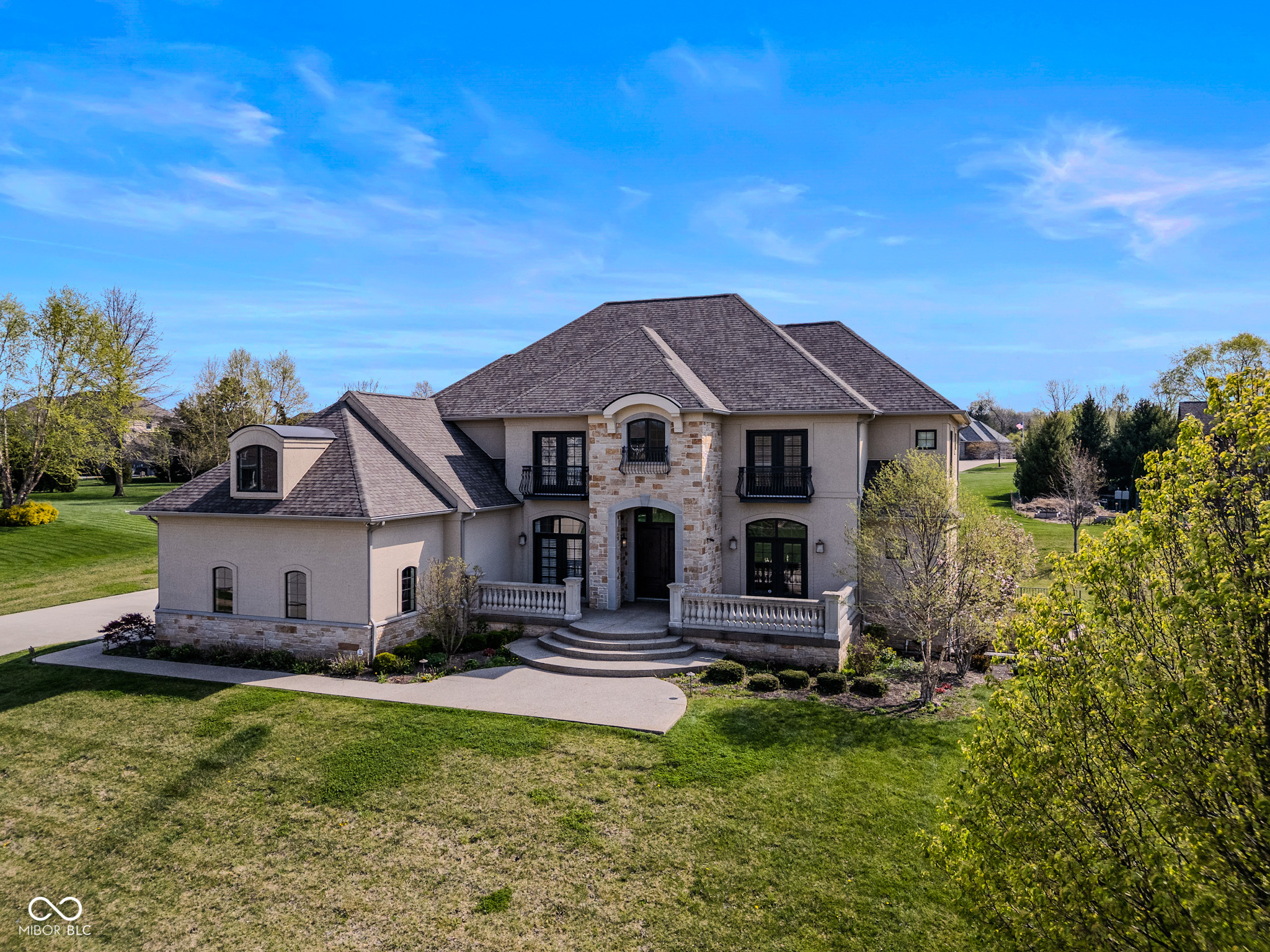 1023 Westview Point Drive Columbus, IN 47201 - Photo 2 of 110