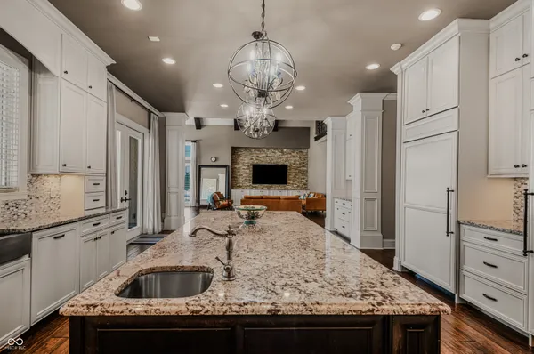 $1,490,000 | 1023 Westview Point Drive, Columbus, IN 47201