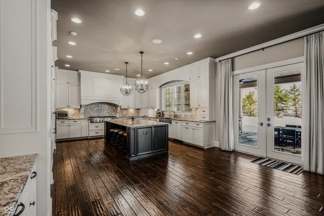 $1,490,000 | 1023 Westview Point Drive, Columbus, IN 47201