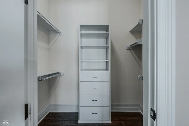 $1,490,000 | 1023 Westview Point Drive, Columbus, IN 47201