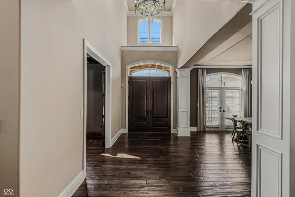 $1,490,000 | 1023 Westview Point Drive, Columbus, IN 47201