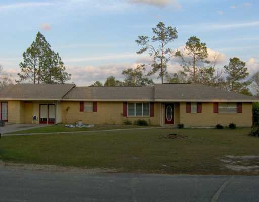 68 Homer Spiers Road Picayune, MS 39466 - Photo 1 of 8 Primary Photo