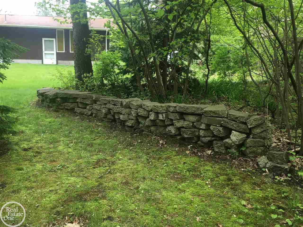 7116 Bryce Road North Street, MI 48049 - Photo 48 of 61 31381282-48.JPG