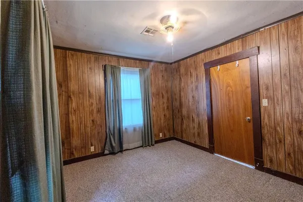 $55,000 | 1104 West 4th Street, Coffeyville, KS 67337