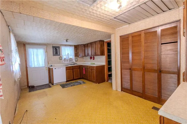 $55,000 | 1104 West 4th Street, Coffeyville, KS 67337