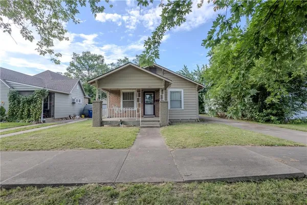 $55,000 | 1104 West 4th Street, Coffeyville, KS 67337