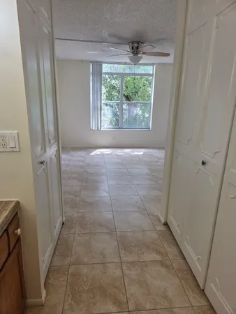 $1,400 | 3750 Inverrary Drive, Unit 2F, Lauderhill, FL 33319