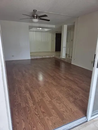 $1,400 | 3750 Inverrary Drive, Unit 2F, Lauderhill, FL 33319