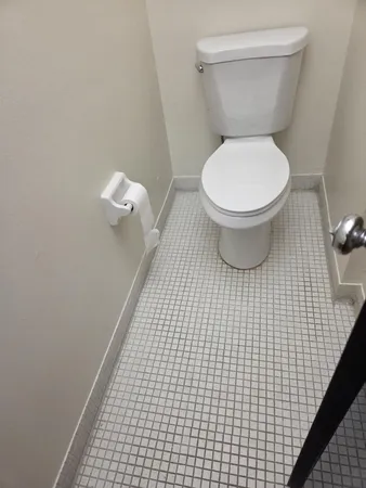 $1,400 | 3750 Inverrary Drive, Unit 2F, Lauderhill, FL 33319