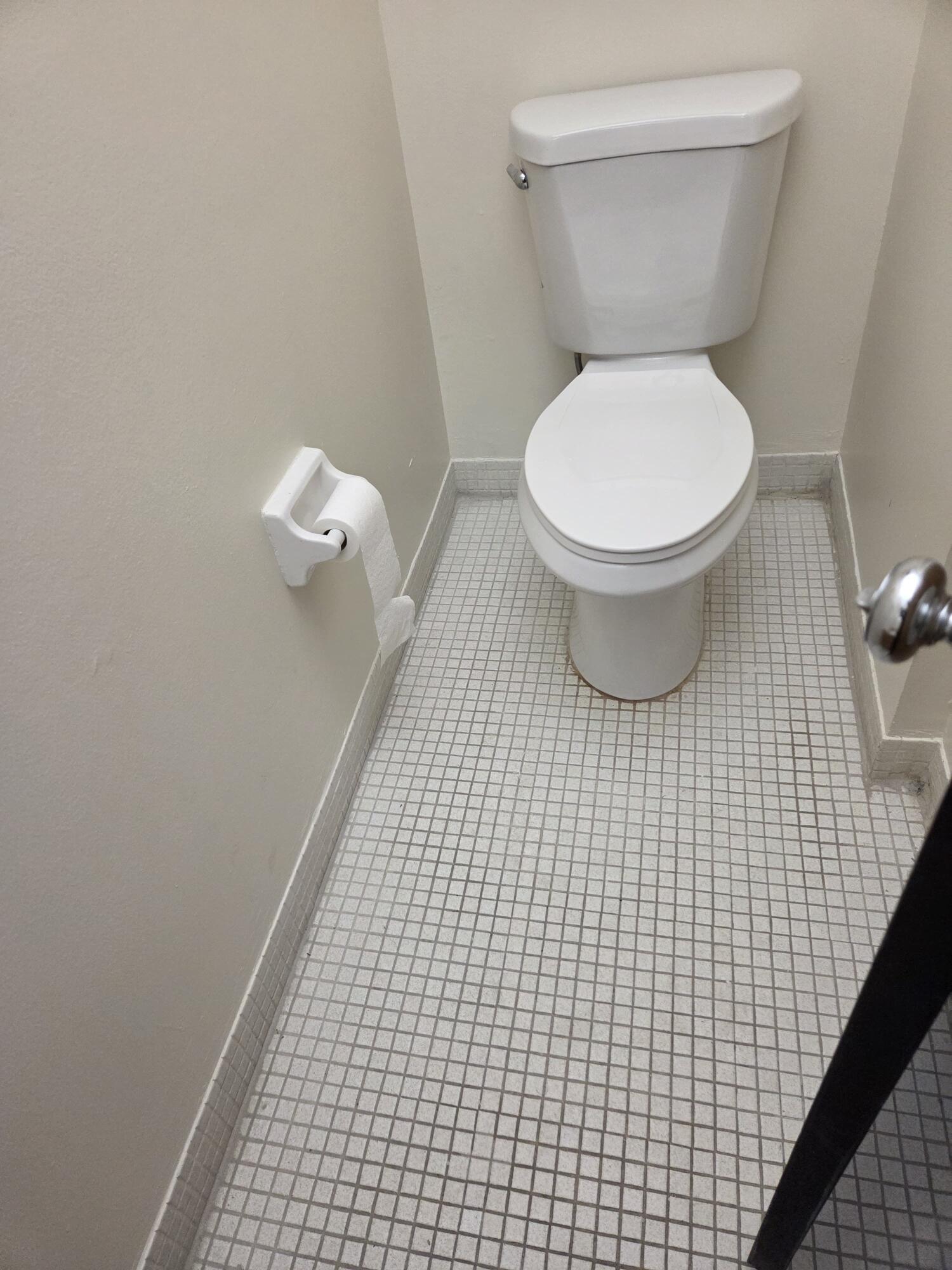 3750 Inverrary Drive, Unit 2F Lauderhill, FL 33319 - Photo 19 of 24 19