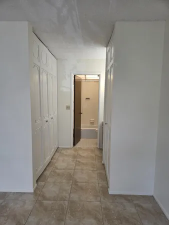 $1,400 | 3750 Inverrary Drive, Unit 2F, Lauderhill, FL 33319