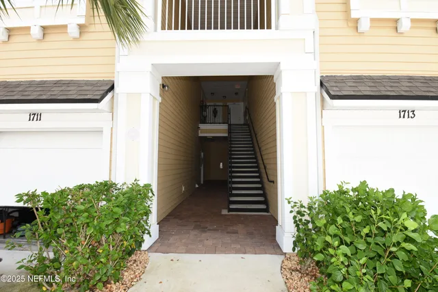 $199,900 | 1717 Golden Lake Loop, St. Augustine, FL 32084