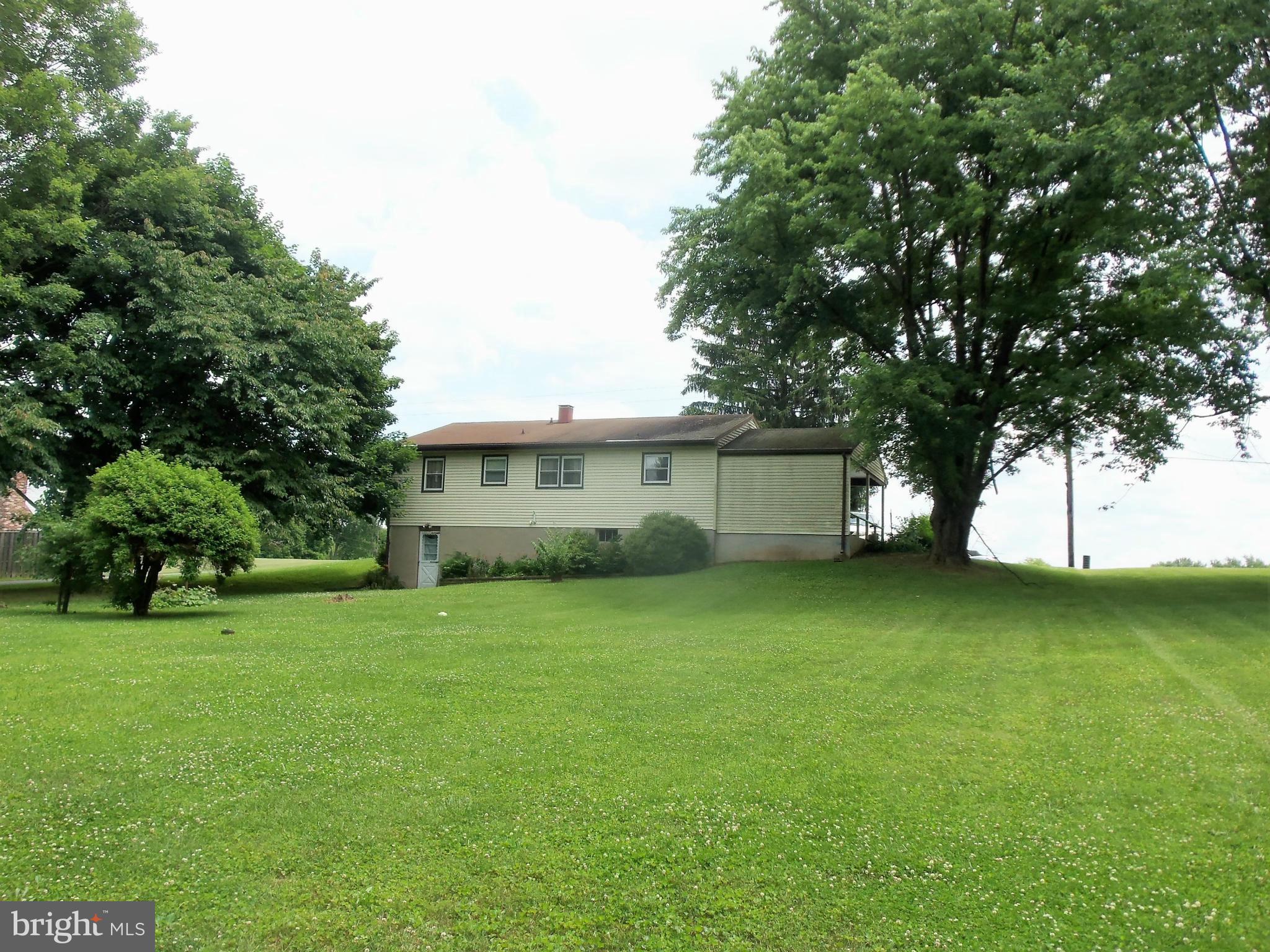 2008 Suffolk Road Finksburg, MD 21048 - Photo 12 of 13 Exterior (Rear)