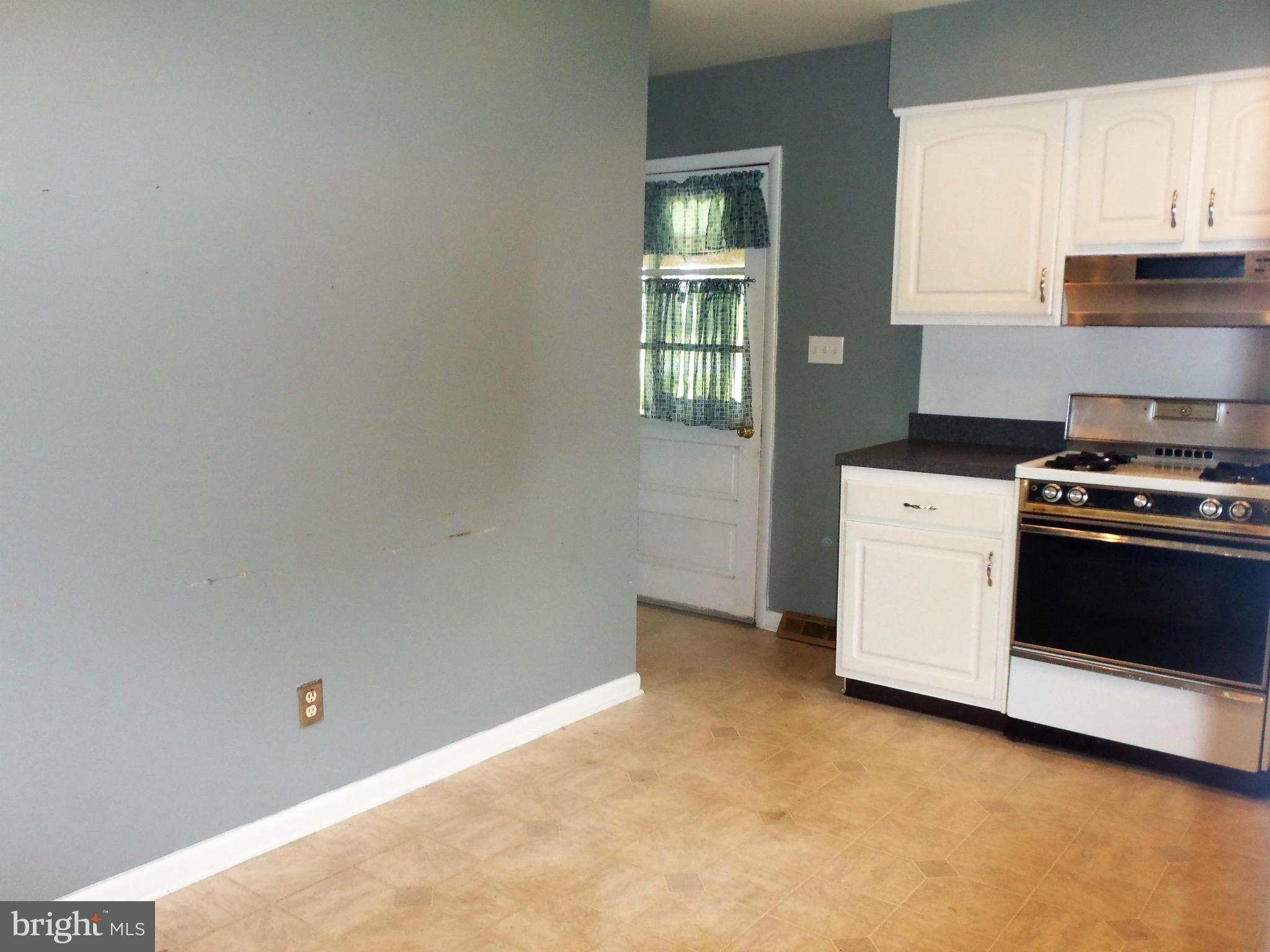 2008 Suffolk Road Finksburg, MD 21048 - Photo 6 of 13 Kitchen