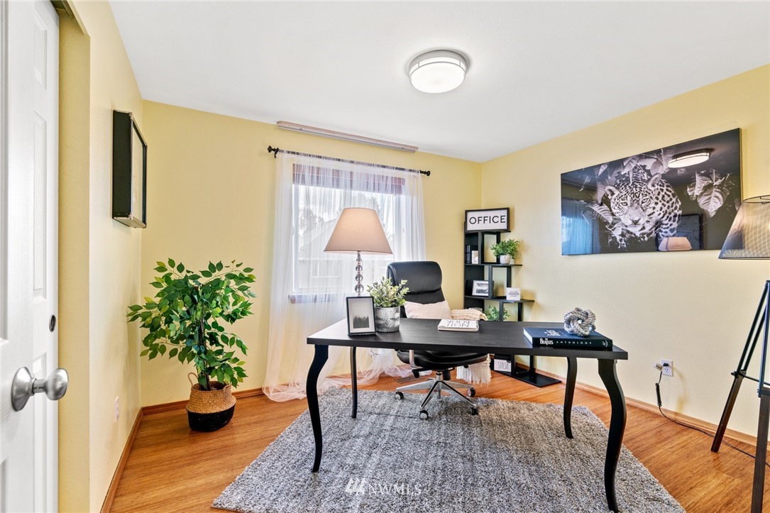 5209 Northeast 10th Place Renton, WA 98059 - Photo 19 of 30