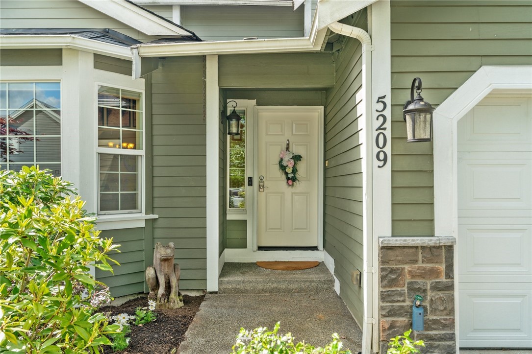 5209 Northeast 10th Place Renton, WA 98059 - Photo 29 of 30