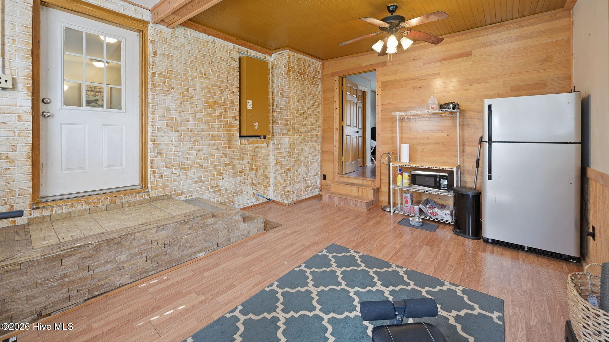 296 Sixth Street Ayden, NC 28513 - Photo 34 of 53 In-Law Suite Living Room