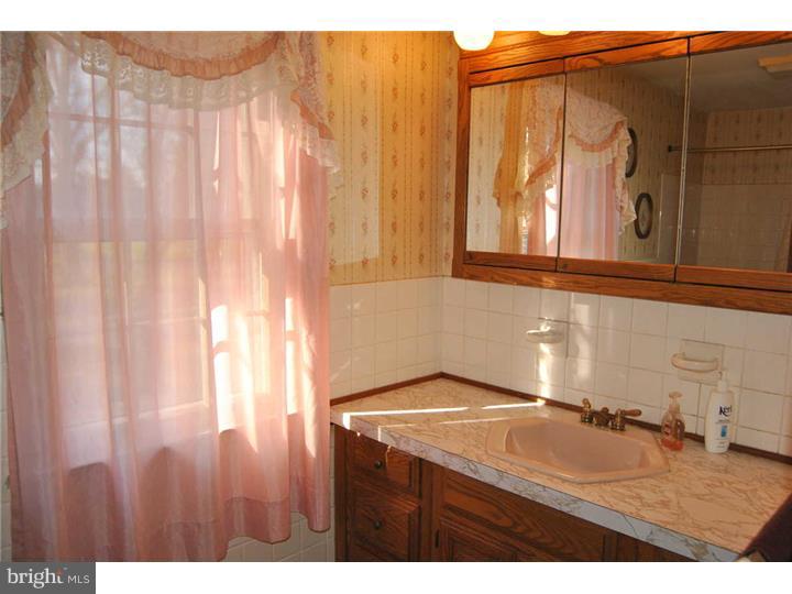 25 Township Line Road Harleysville, PA 19438 - Photo 18 of 25