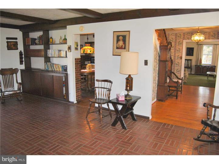 25 Township Line Road Harleysville, PA 19438 - Photo 7 of 25