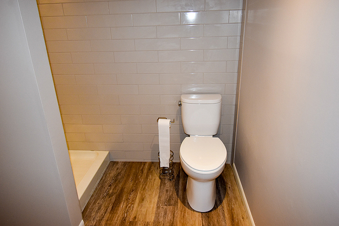 2008 Stanhope Road Springfield, IL 62702 - Photo 16 of 21 a bathroom with a toilet and a sink
