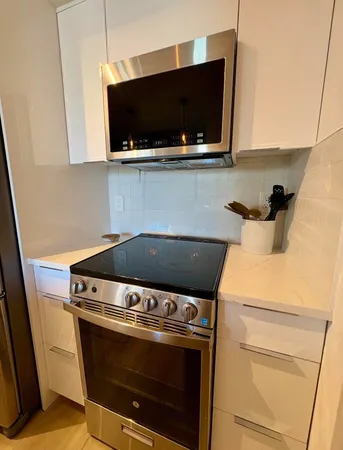 $2,700 | 600 South Dixie Highway, Unit 254, West Palm Beach, FL 33401