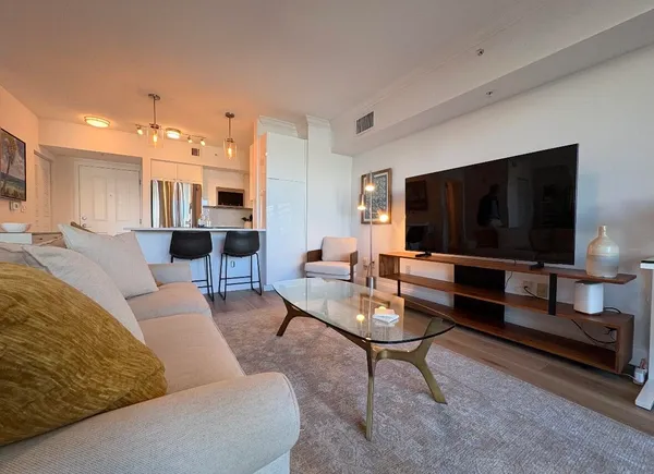 $2,700 | 600 South Dixie Highway, Unit 254, West Palm Beach, FL 33401