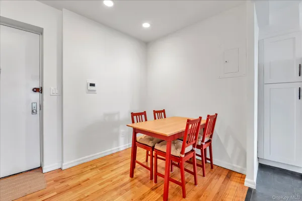 $525,000 | 25 West Broadway, Unit 207, Long Beach, NY 11561